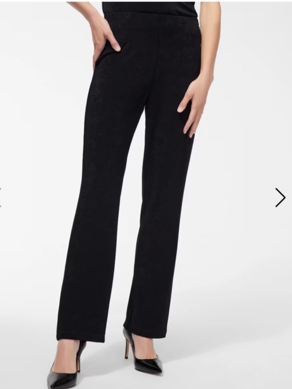 Chicos Travelers pants Black size 4-6 Chicos 0 short